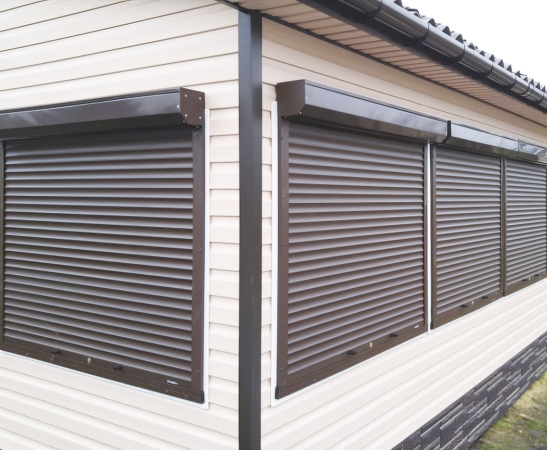 Рольставни на окна в Каневской