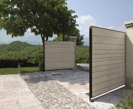 Въездные ворота в Каневской